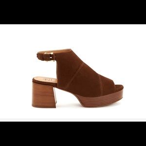 Aquatalia Scarlette Chestnut Suede Sandal